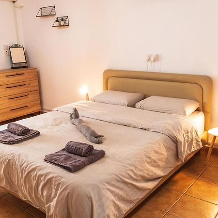 Nissus Urban Hostel Айя Напа Екстериор снимка