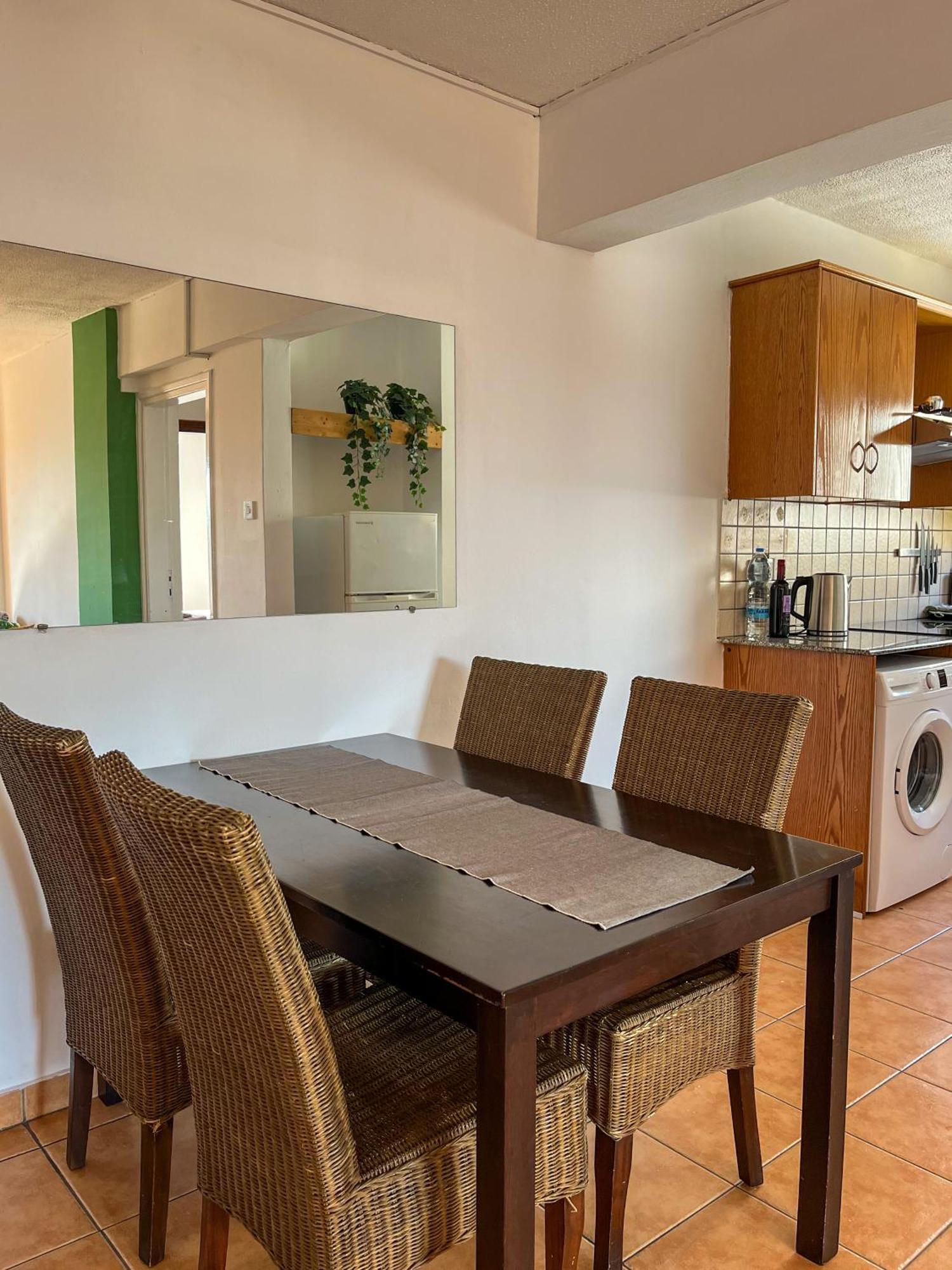 Nissus Urban Hostel Айя Напа Стая снимка